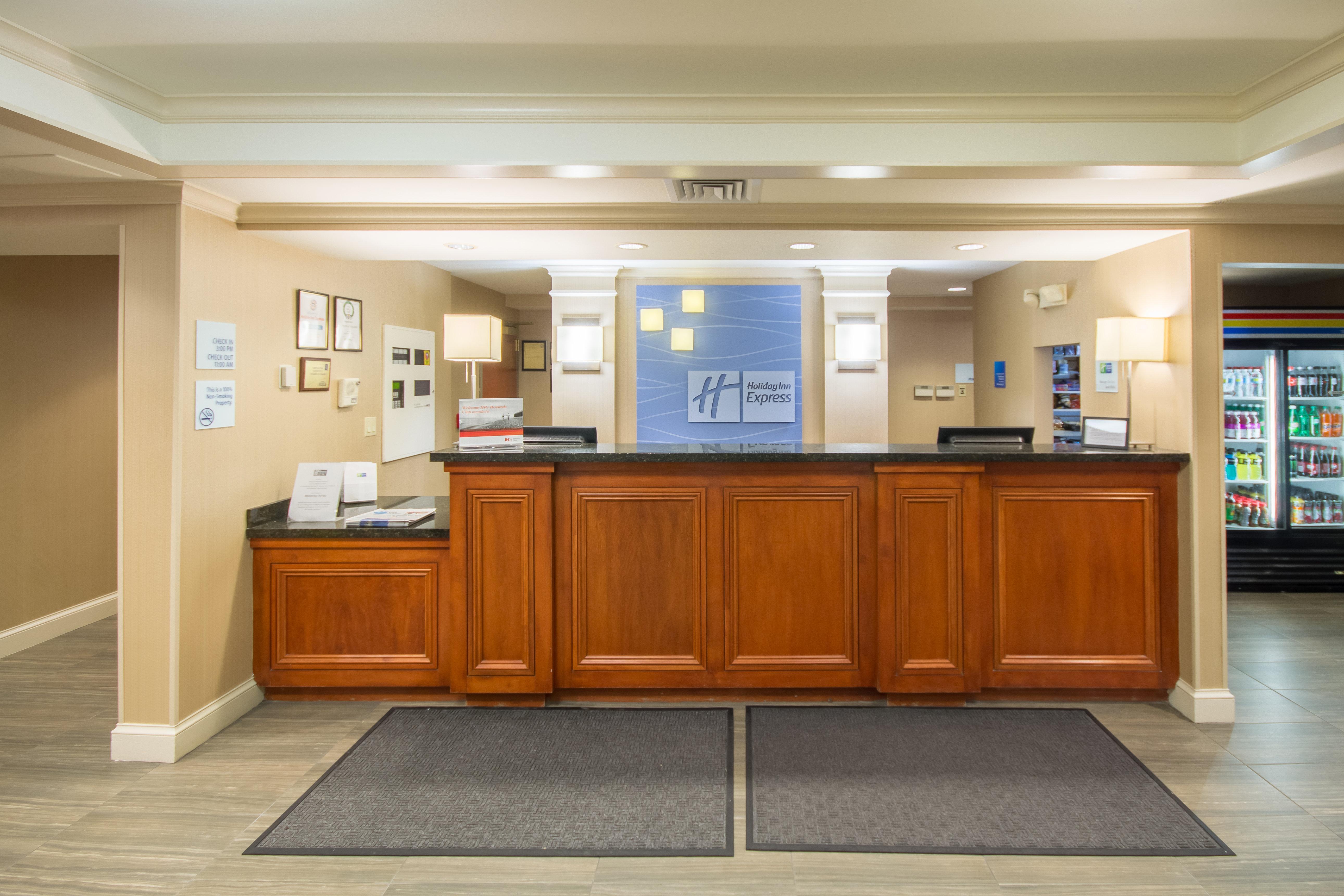 Holiday Inn Express Hotel & Suites Auburn By Ihg Εξωτερικό φωτογραφία