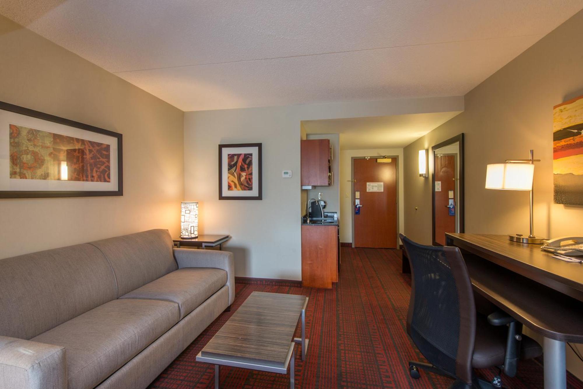 Holiday Inn Express Hotel & Suites Auburn By Ihg Εξωτερικό φωτογραφία